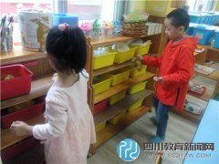 成都三幼大一班孩子親近自然 體驗(yàn)勞動(dòng)樂