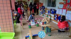 成都第十二幼兒園大班結(jié)構(gòu)游戲交流研討