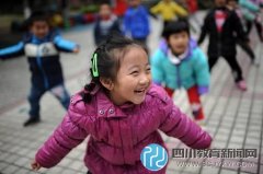 4歲女童下體疼痛出血 稱老師讓男同學(xué)用